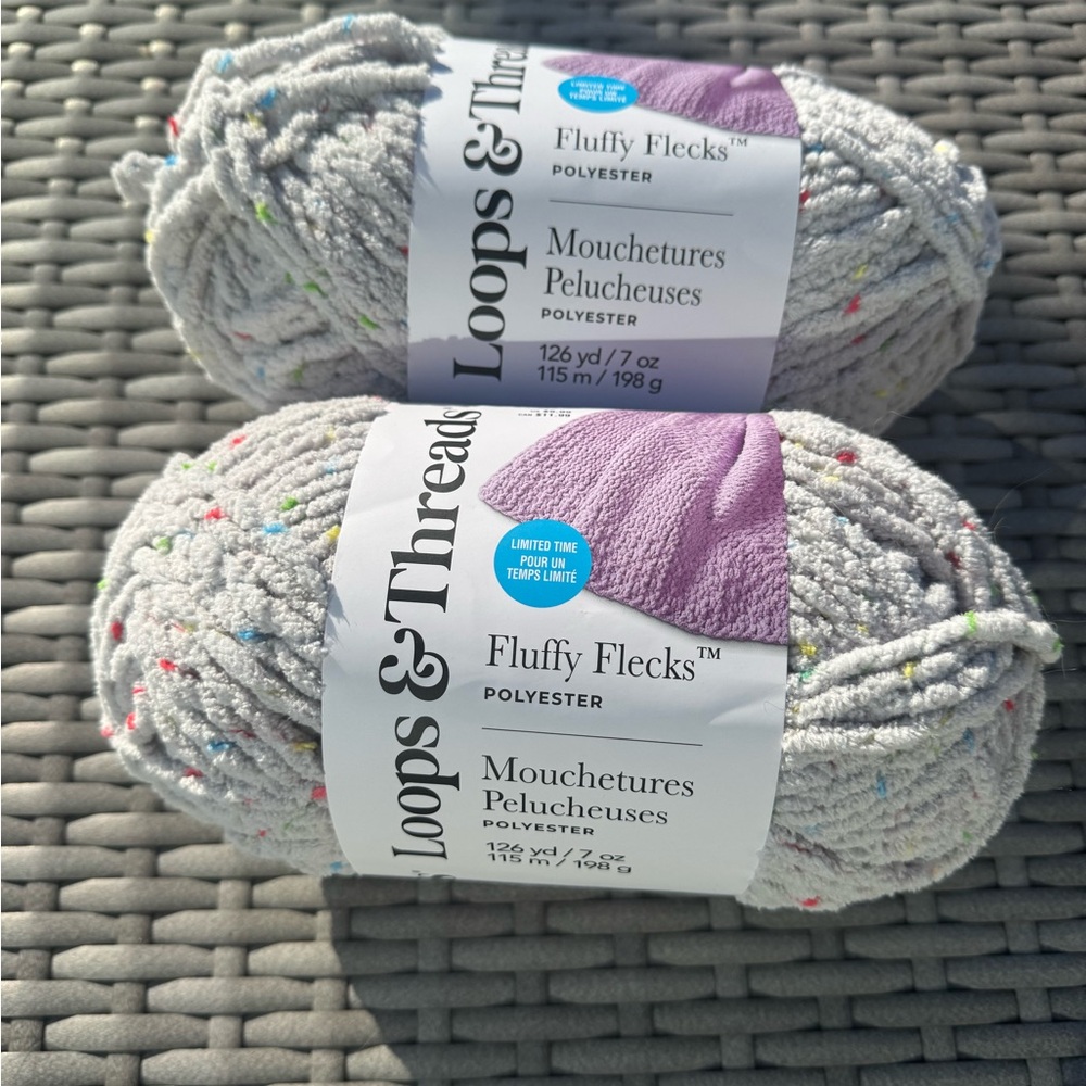 Loops & Threads Fluffy Flecks Yarn in color gray!!